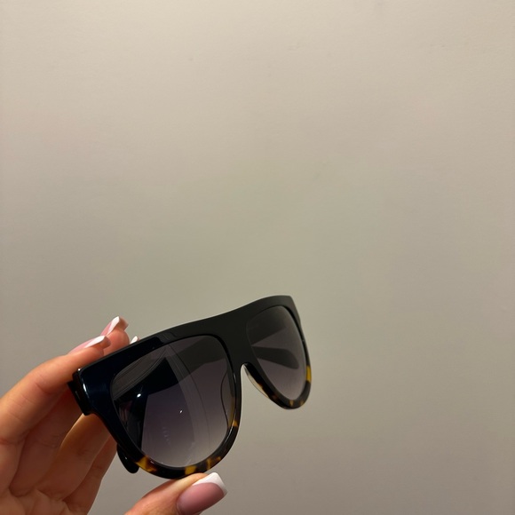 Authentic Céline Sunglasses - Picture 4 of 12